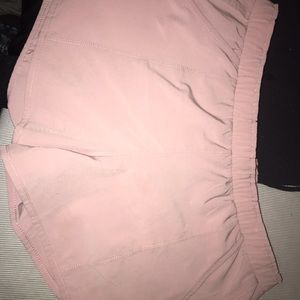 WOMENS ATHLETIC SHORTS